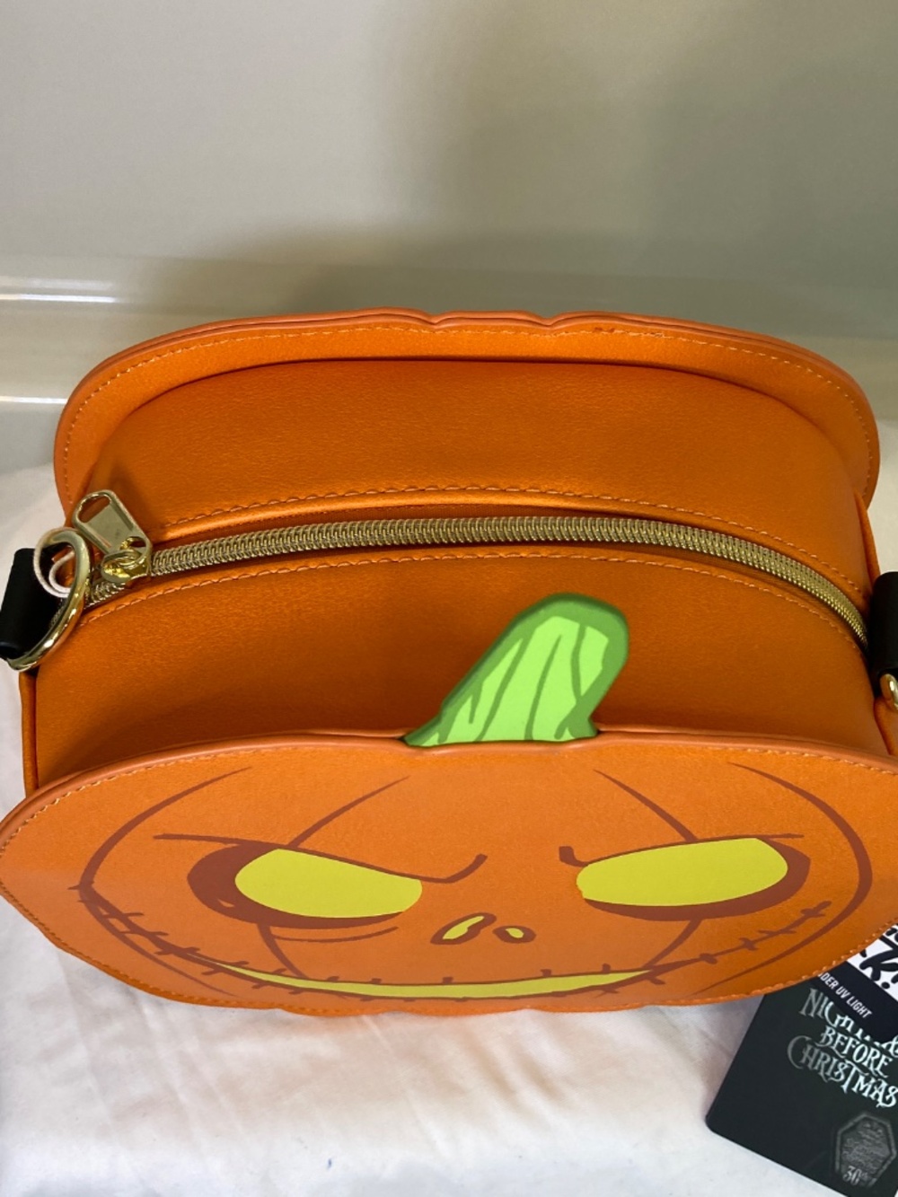 Loungefly Jack Skellington Pumpkin Crossbody Disney Glow in the Dark NWT - Picture 2 of 10